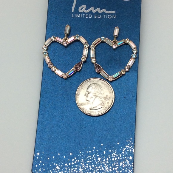 Heart Shape post Earrings with Swarovski Crystal’s - Picture 4 of 5